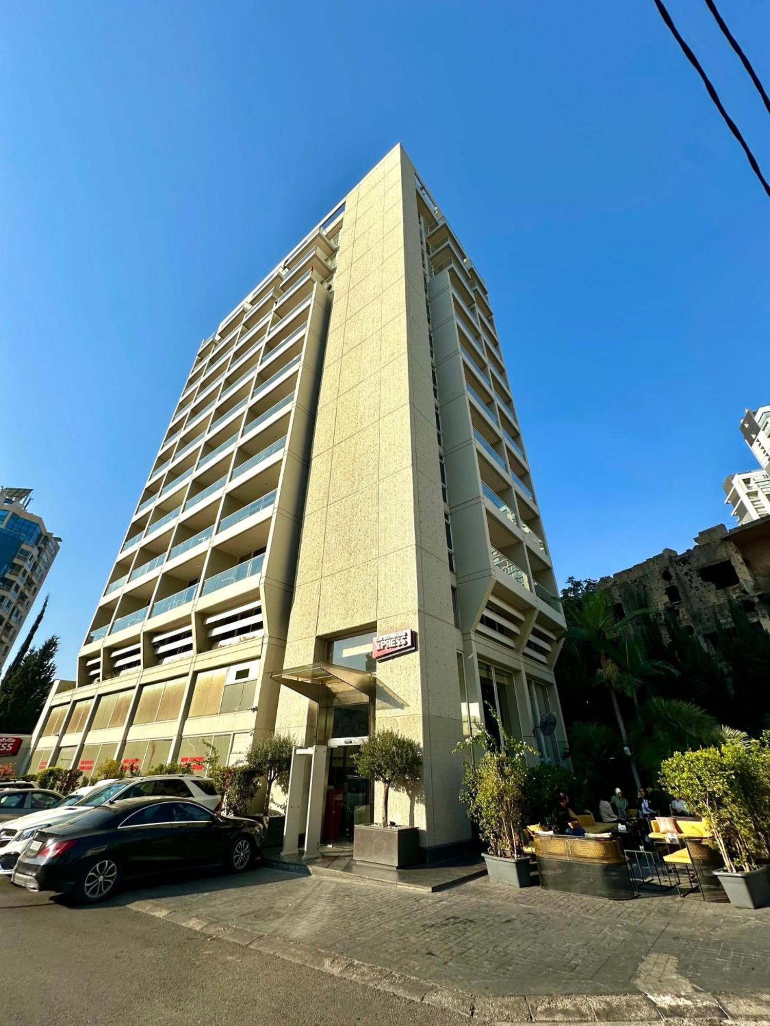 The Smallville Xpress Beirut Exterior photo