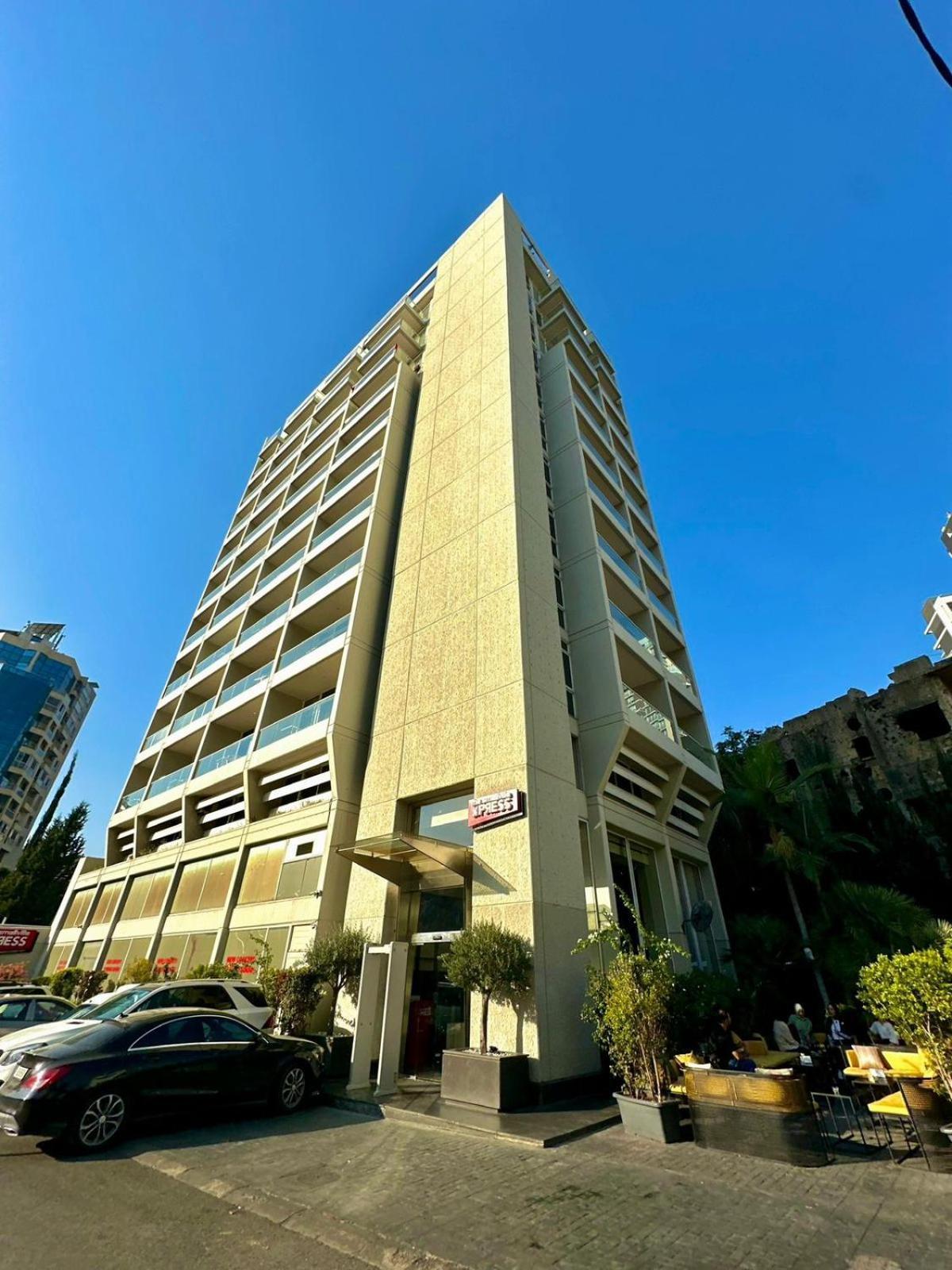 The Smallville Xpress Beirut Exterior photo